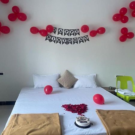Scarlet Resort Alībāg Esterno foto