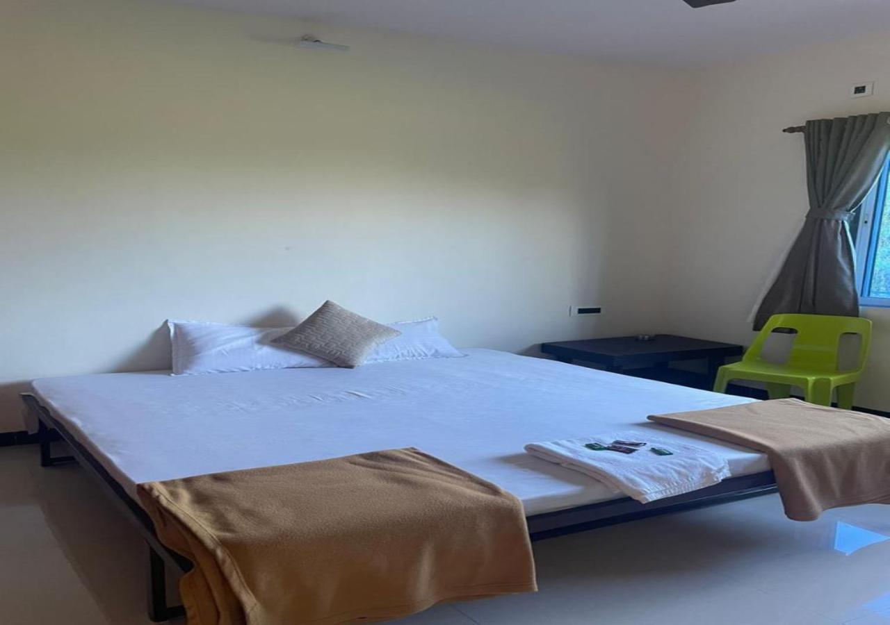 Scarlet Resort Alībāg Esterno foto
